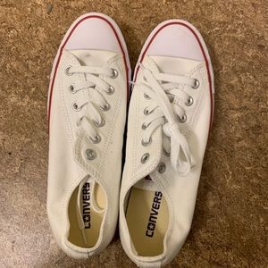 NWOT white Converse All-Stars Women’s 8.5